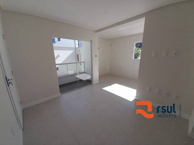 #397 - Apartamento para Venda em Navegantes - SC - 3