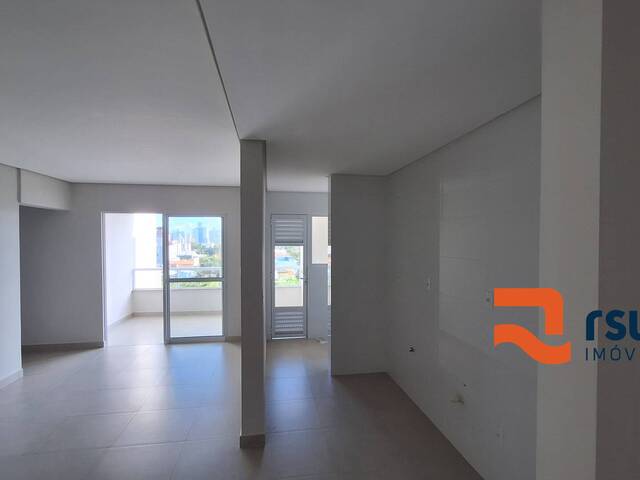 #464 - Apartamento para Venda em Navegantes - SC