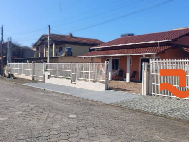 Casa para Venda em Navegantes - 1