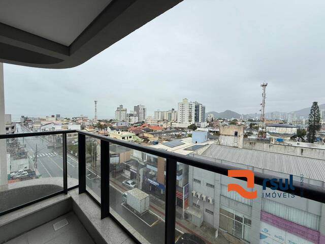 Apartamento para Venda em Navegantes - 5