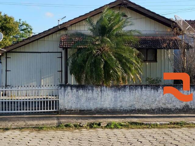 #1007 - Casa para Locação em Navegantes - SC