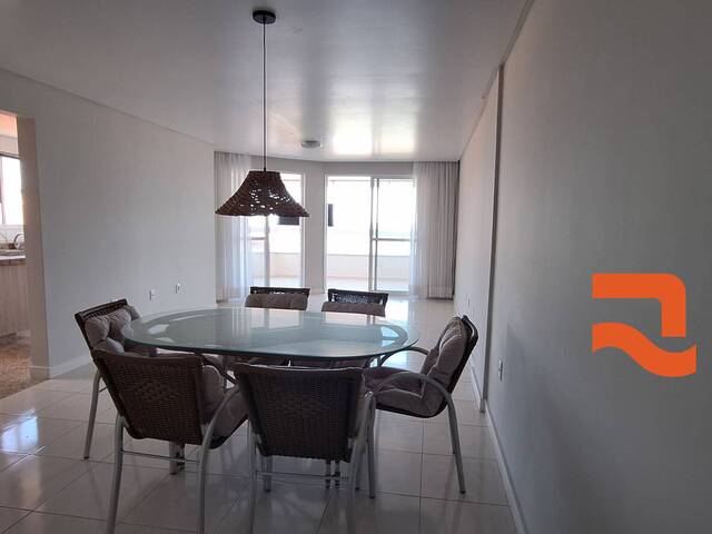 Apartamento para Venda em Navegantes - 4