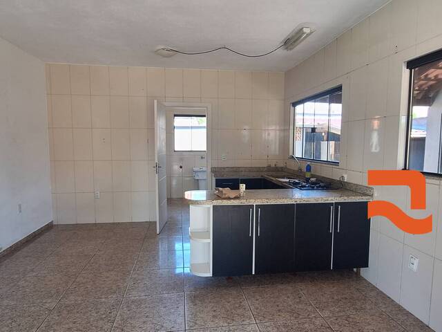 Casa para Venda em Navegantes - 4